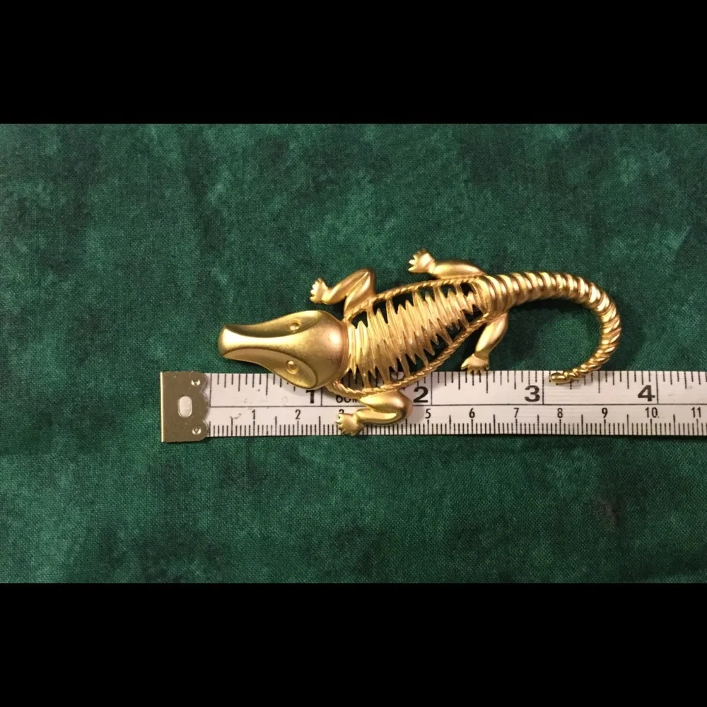 Vintage Brushed Gold Alligator Brooch